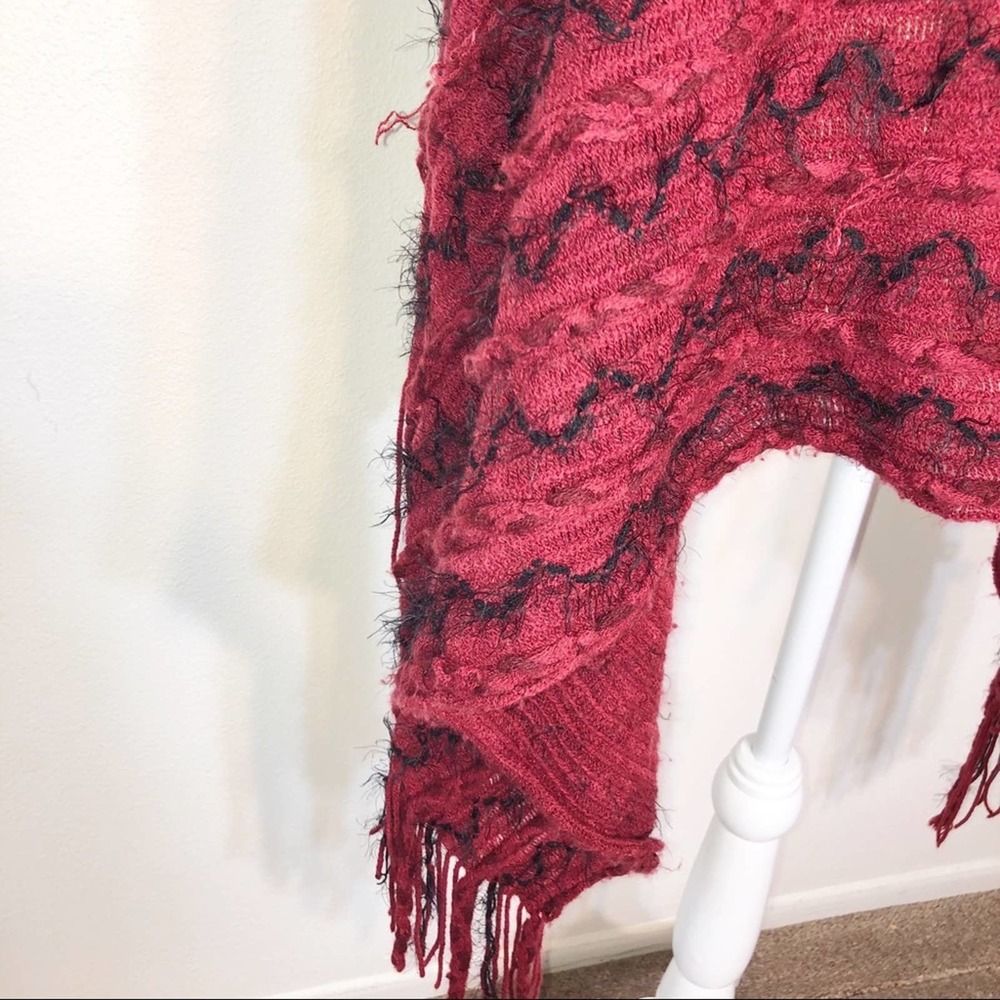 BURGUNDY PONCHO One Size - Picture 4 of 7
